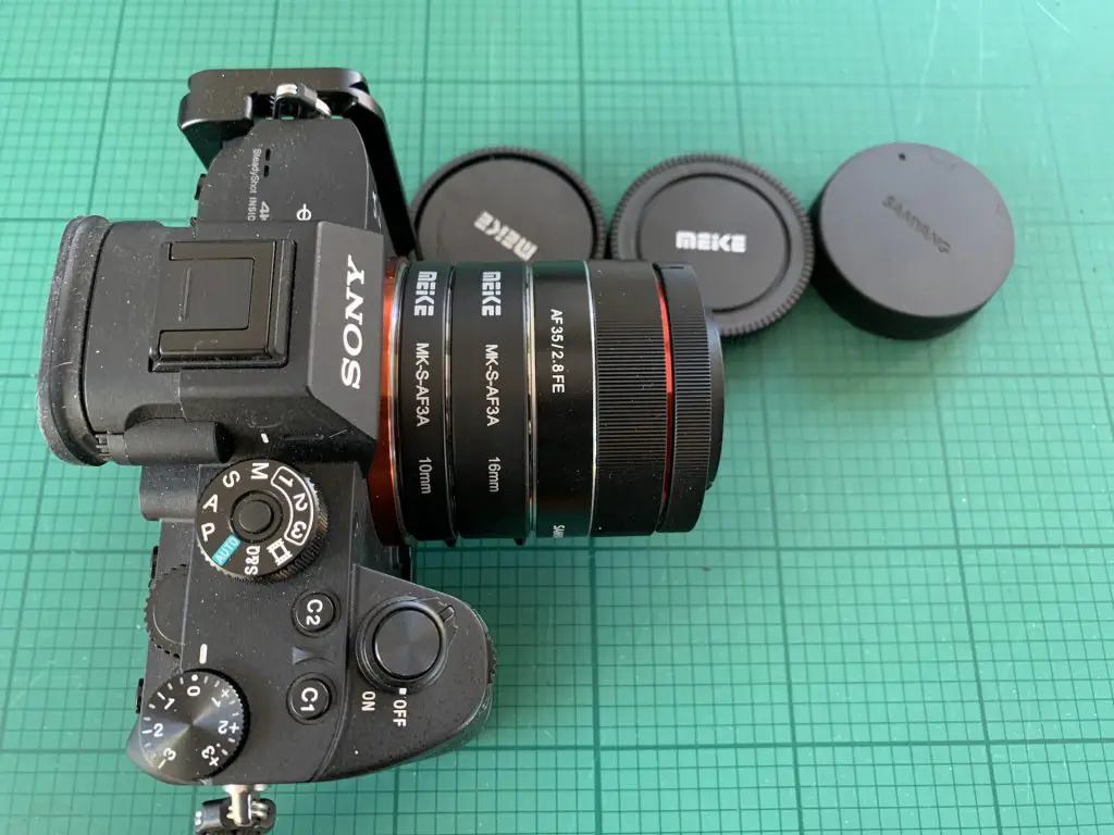 Kamera mit Macro Ringen und 35mm Objektiv